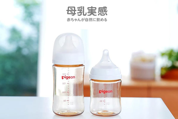 赤ちゃんが自然に飲める 母乳実感