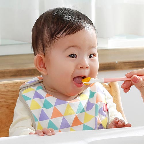 はじめての離乳食エプロン