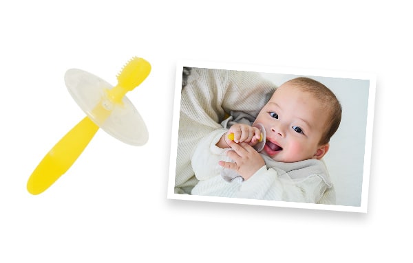 乳歯ブラシレッスン段階1と歯が生える前の赤ちゃん